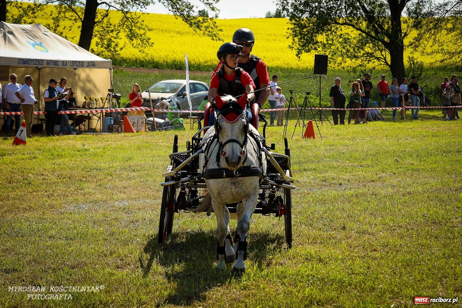 Zdjęcie w galerii na portalu naszraciborz.pl: Konna majówka wróciła do Kornic po sześciu latach. Były emocje i rywalizacja [FOTO i WIDEO] wiadomości z regionu