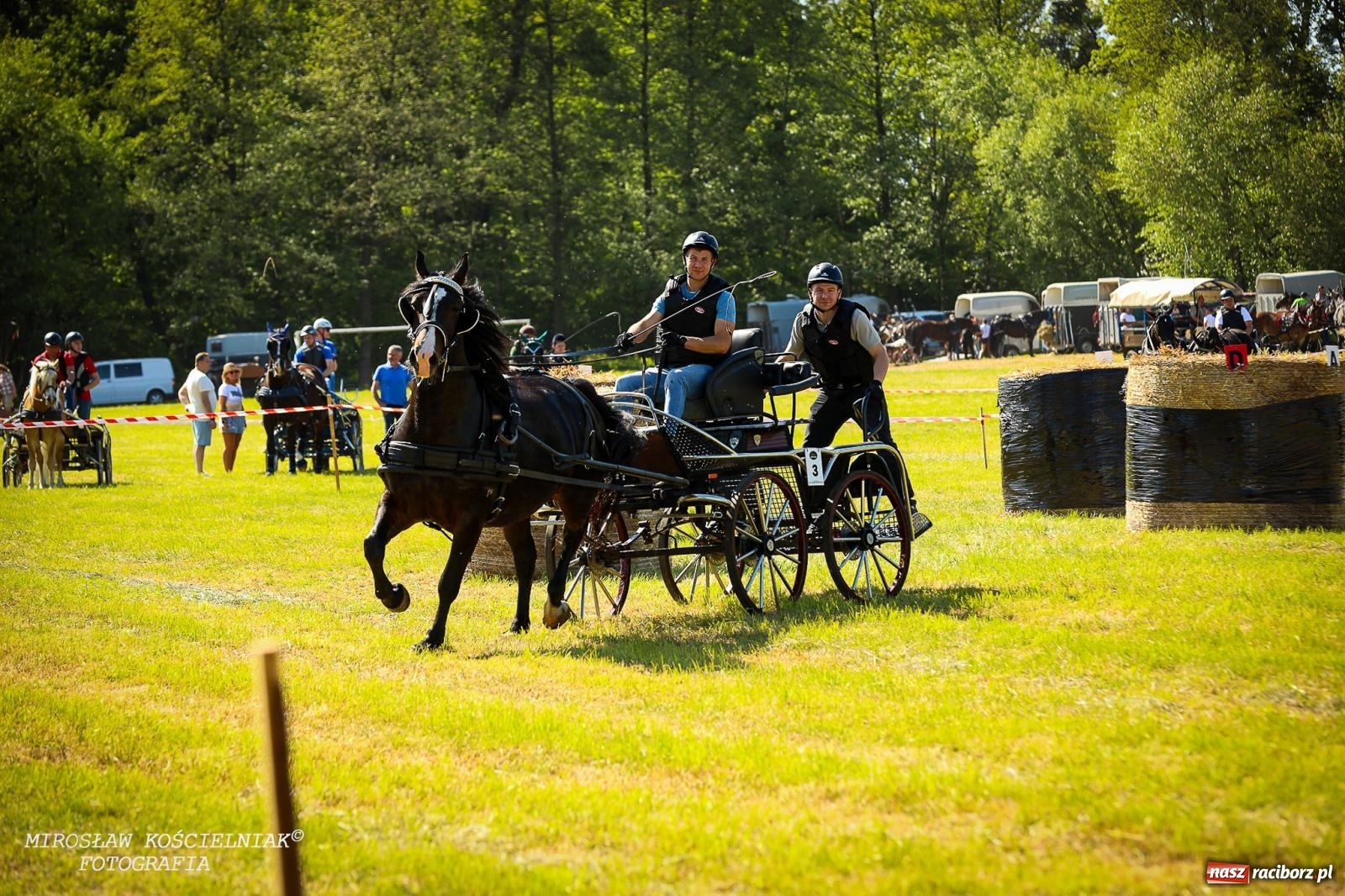 Zdjęcie w galerii na portalu naszraciborz.pl: Konna majówka wróciła do Kornic po sześciu latach. Były emocje i rywalizacja [FOTO i WIDEO] wiadomości z regionu