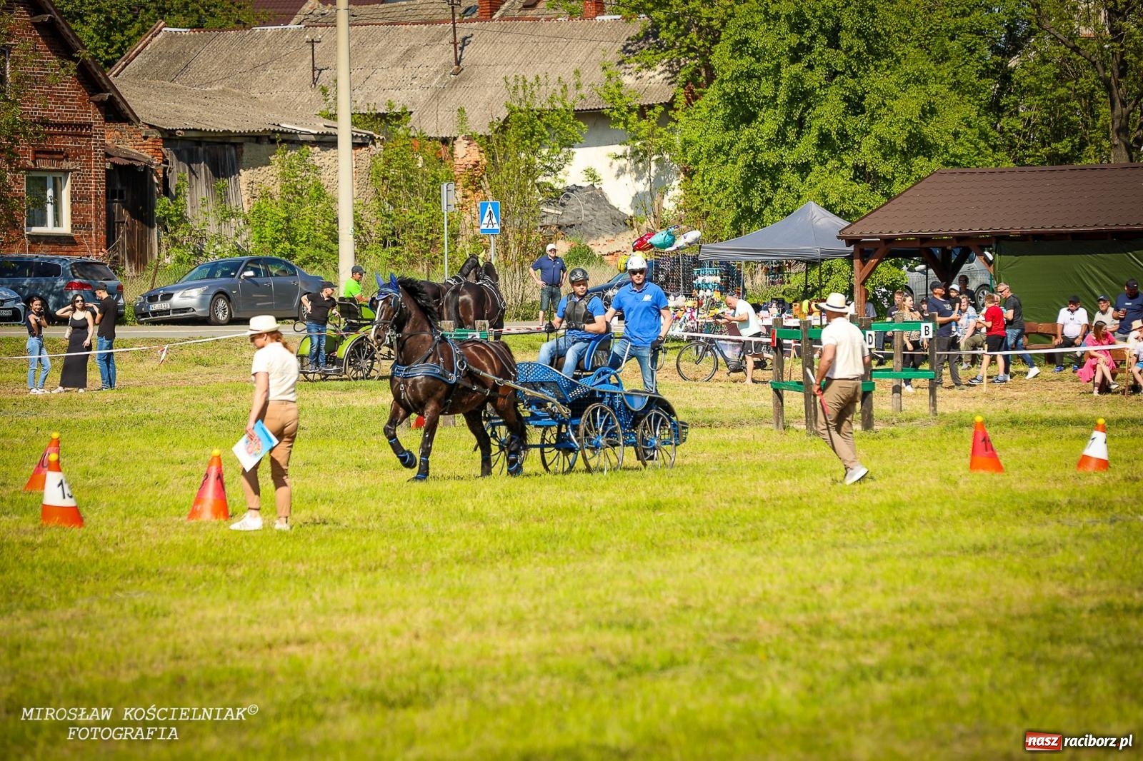 Zdjęcie w galerii na portalu naszraciborz.pl: Konna majówka wróciła do Kornic po sześciu latach. Były emocje i rywalizacja [FOTO i WIDEO] wiadomości z regionu