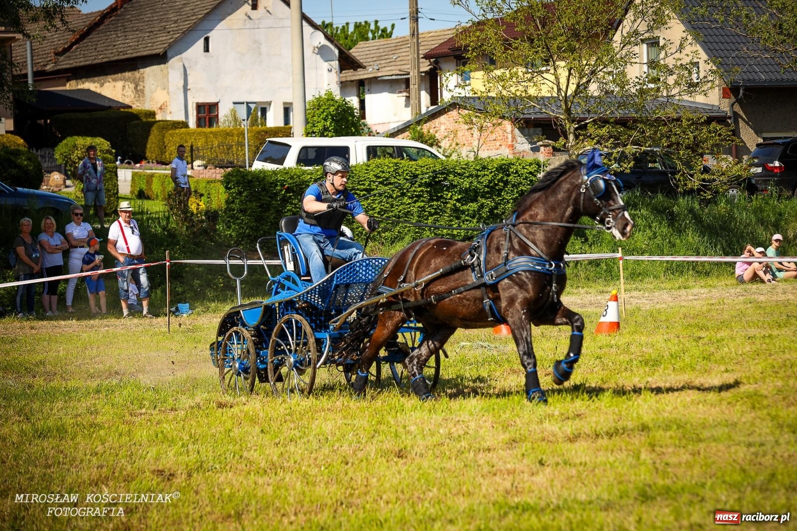Zdjęcie w galerii na portalu naszraciborz.pl: Konna majówka wróciła do Kornic po sześciu latach. Były emocje i rywalizacja [FOTO i WIDEO] wiadomości z regionu