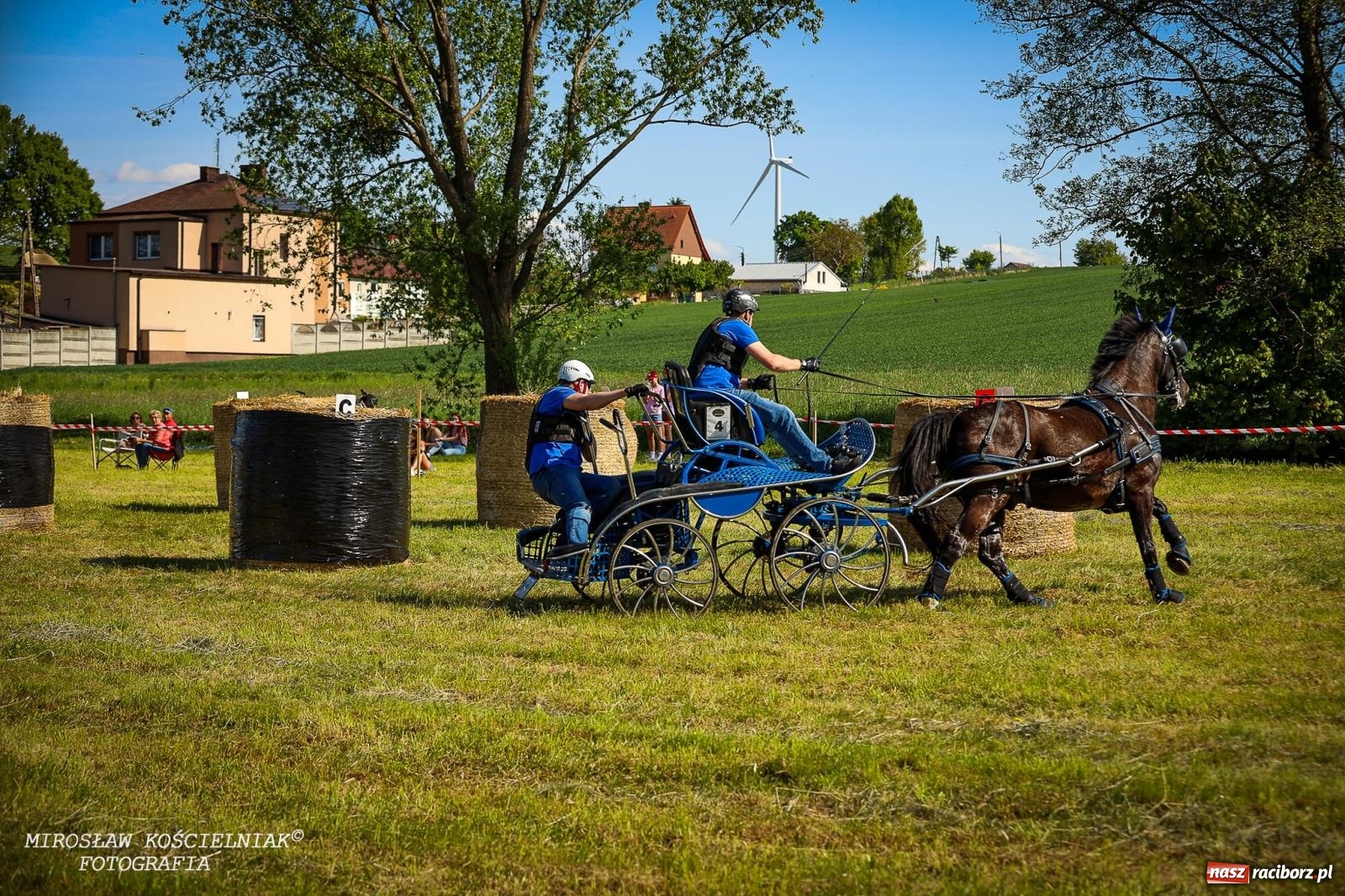 Zdjęcie w galerii na portalu naszraciborz.pl: Konna majówka wróciła do Kornic po sześciu latach. Były emocje i rywalizacja [FOTO i WIDEO] wiadomości z regionu