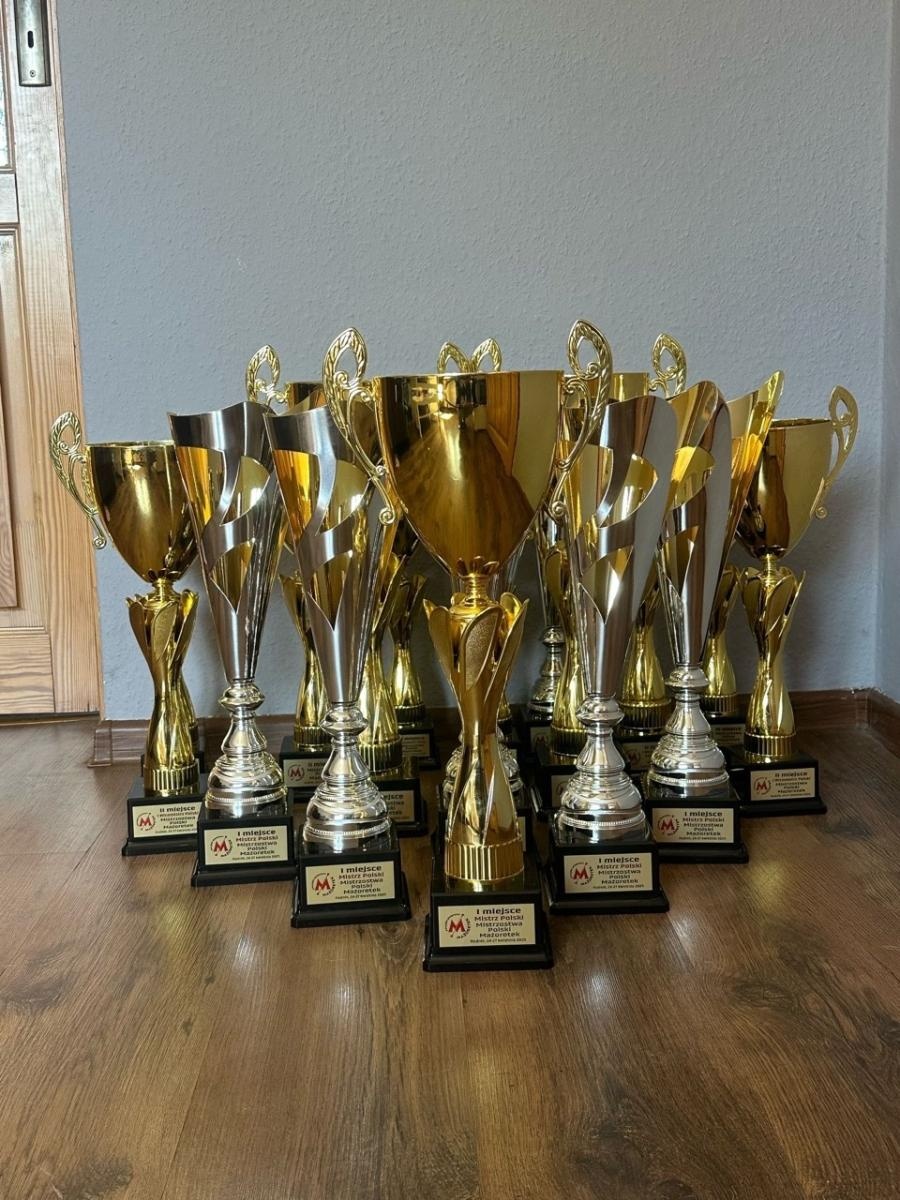 Zdjęcie w galerii na portalu naszraciborz.pl: Grad medali mażoretek ZARA na Mistrzostwach Polski wiadomości z regionu