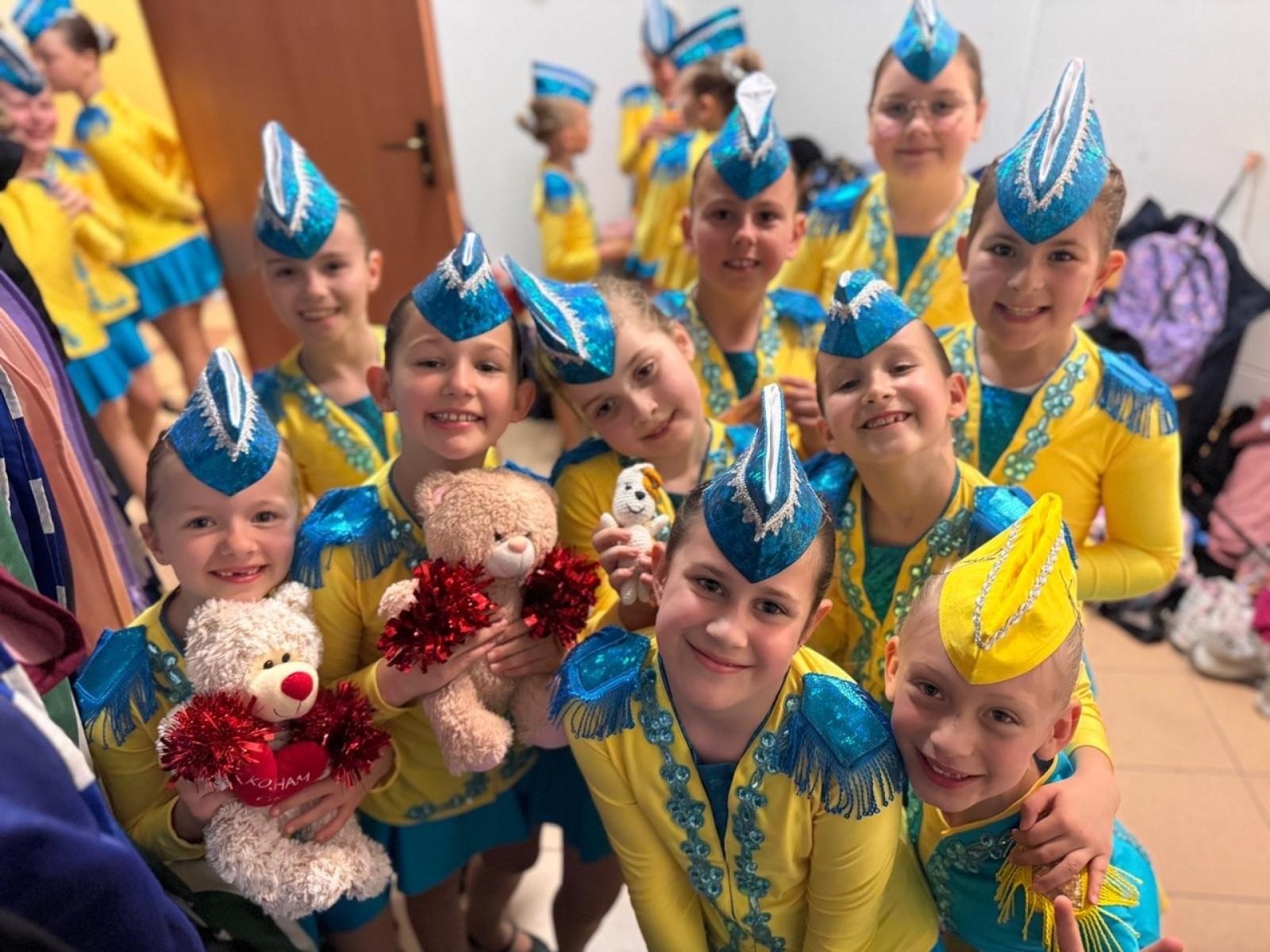 Zdjęcie w galerii na portalu naszraciborz.pl: Grad medali mażoretek ZARA na Mistrzostwach Polski wiadomości z regionu