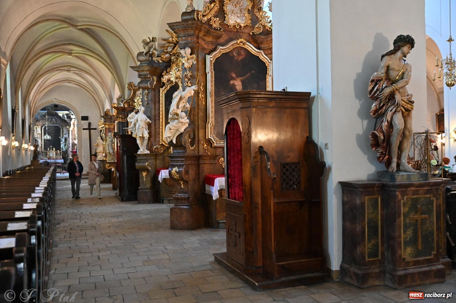 Zdjęcie w galerii na portalu naszraciborz.pl: Zadbać o innych – Diecezjalne Święto Rodziny w Jemielnicy pełne wiary, jedności i nadziei wiadomości z regionu