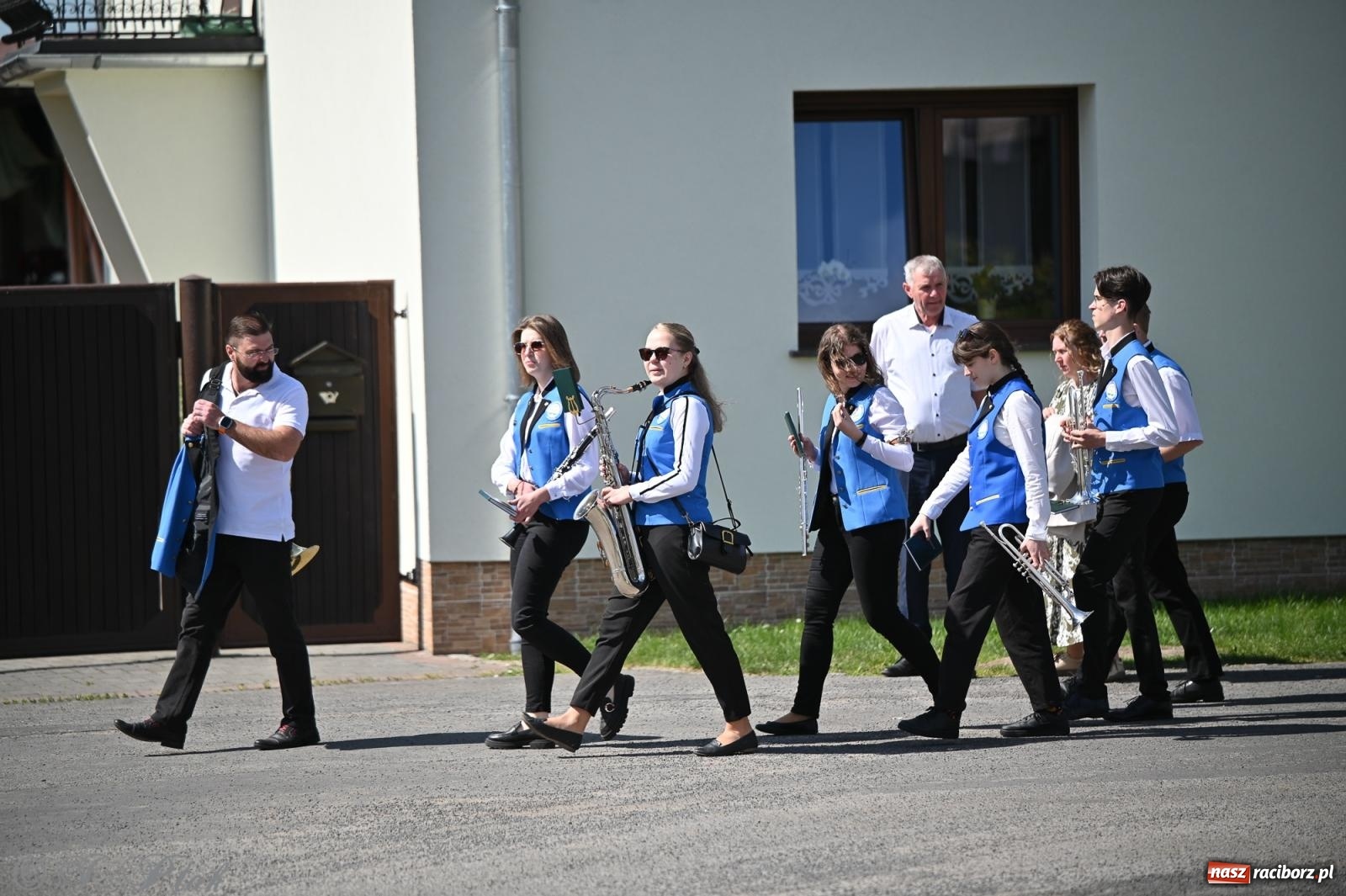 Zdjęcie w galerii na portalu naszraciborz.pl: Zadbać o innych – Diecezjalne Święto Rodziny w Jemielnicy pełne wiary, jedności i nadziei wiadomości z regionu