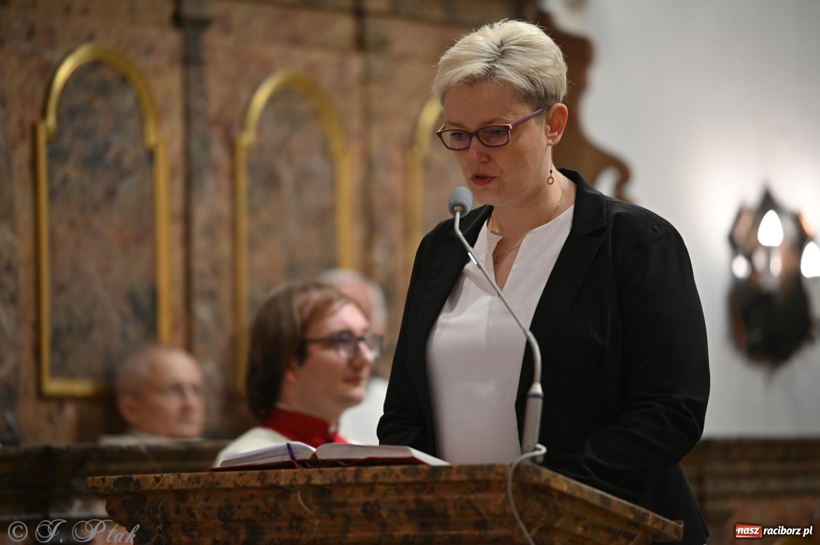 Zdjęcie w galerii na portalu naszraciborz.pl: Zadbać o innych – Diecezjalne Święto Rodziny w Jemielnicy pełne wiary, jedności i nadziei wiadomości z regionu