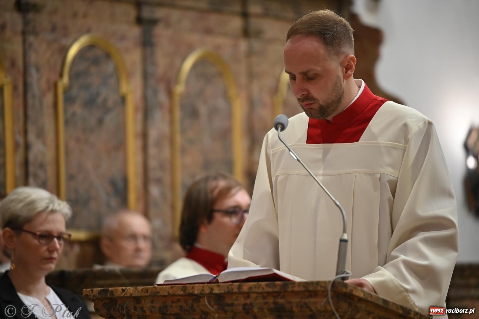 Zdjęcie w galerii na portalu naszraciborz.pl: Zadbać o innych – Diecezjalne Święto Rodziny w Jemielnicy pełne wiary, jedności i nadziei wiadomości z regionu