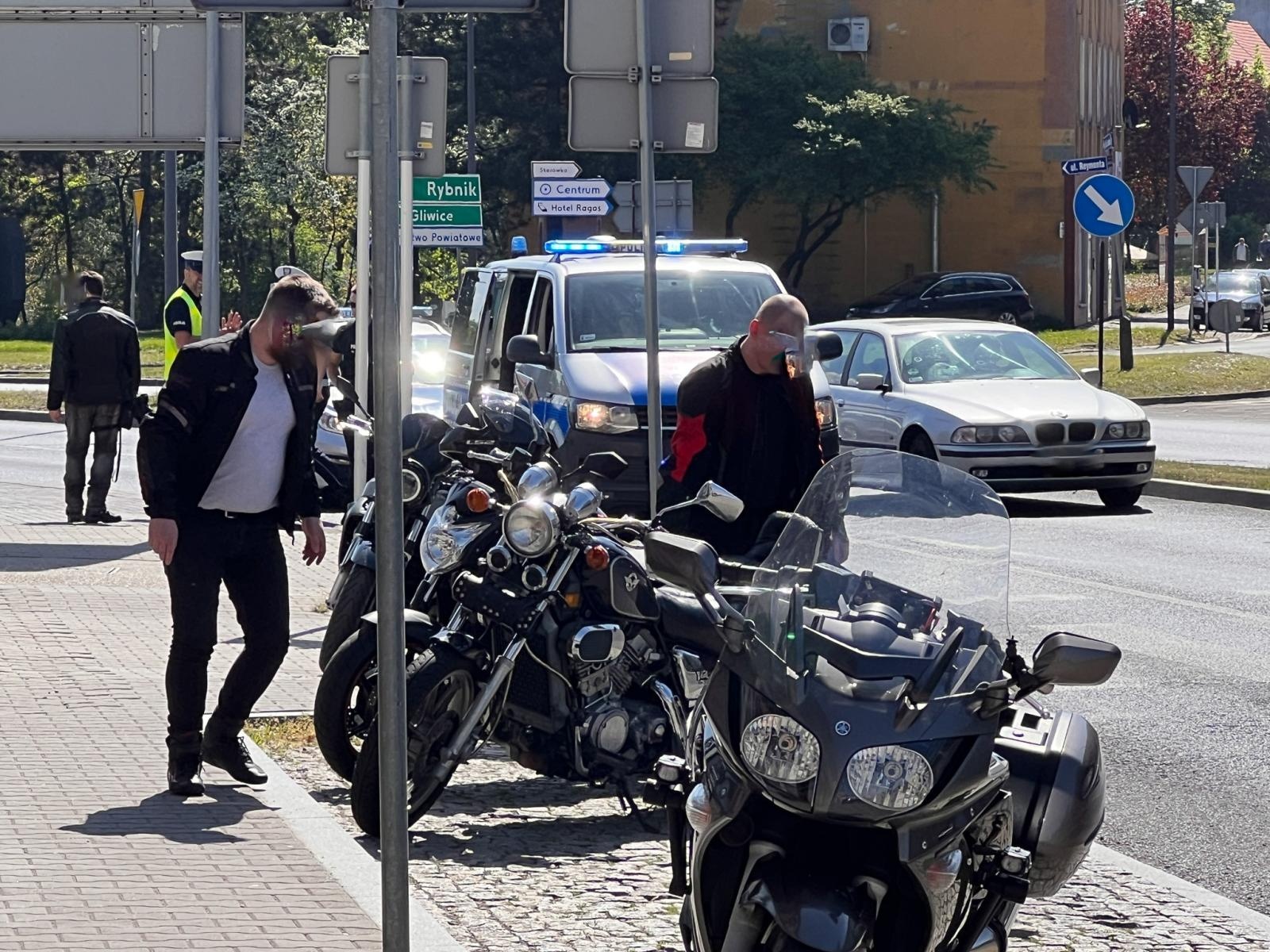 Zdjęcie w galerii na portalu naszraciborz.pl: Groźna sytuacja na Londzina. Potrzebna była pomoc medyków wiadomości z regionu