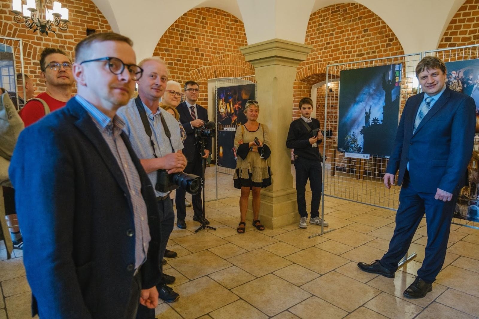 Zdjęcie w galerii na portalu naszraciborz.pl: Wystawa fotografii wielkoformatowych w Rudach wiadomości z regionu