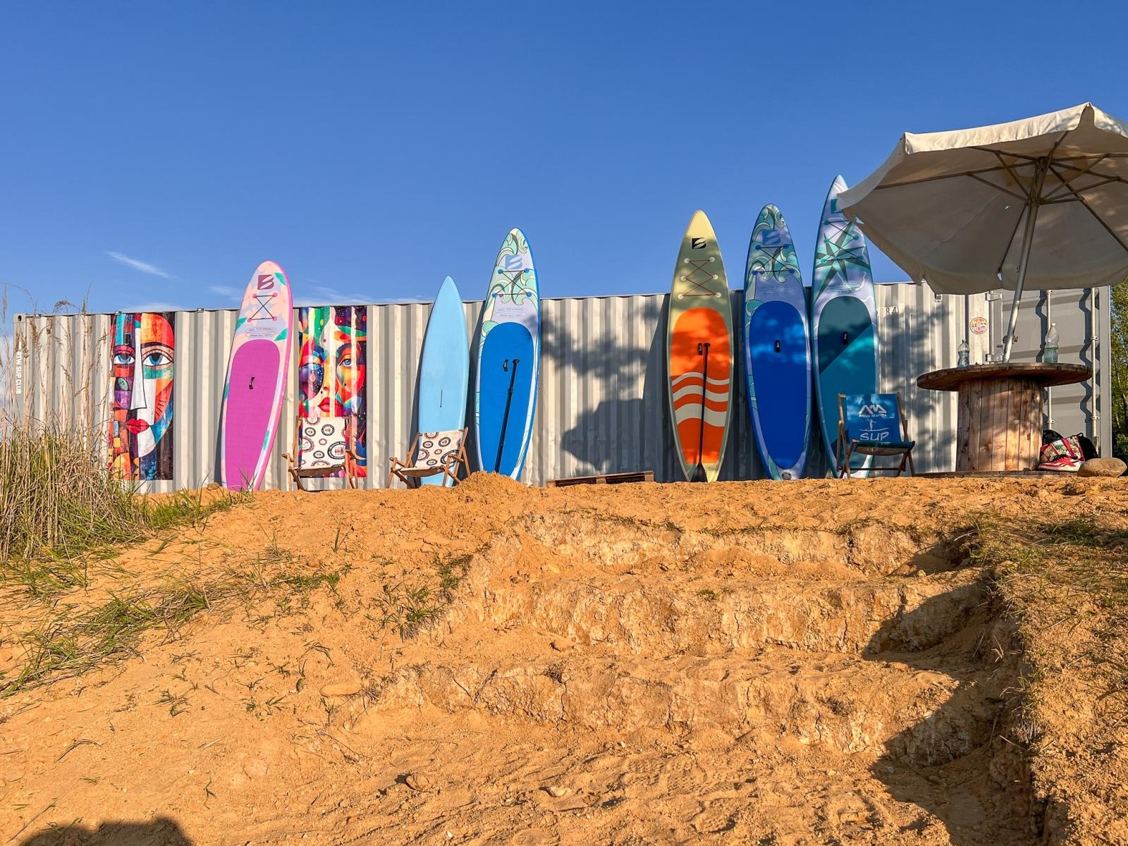 Zdjęcie w galerii na portalu naszraciborz.pl: Kajaki i SUPy na zbiorniku Racibórz – nowe miejsce wypożyczeń RTW wiadomości z regionu