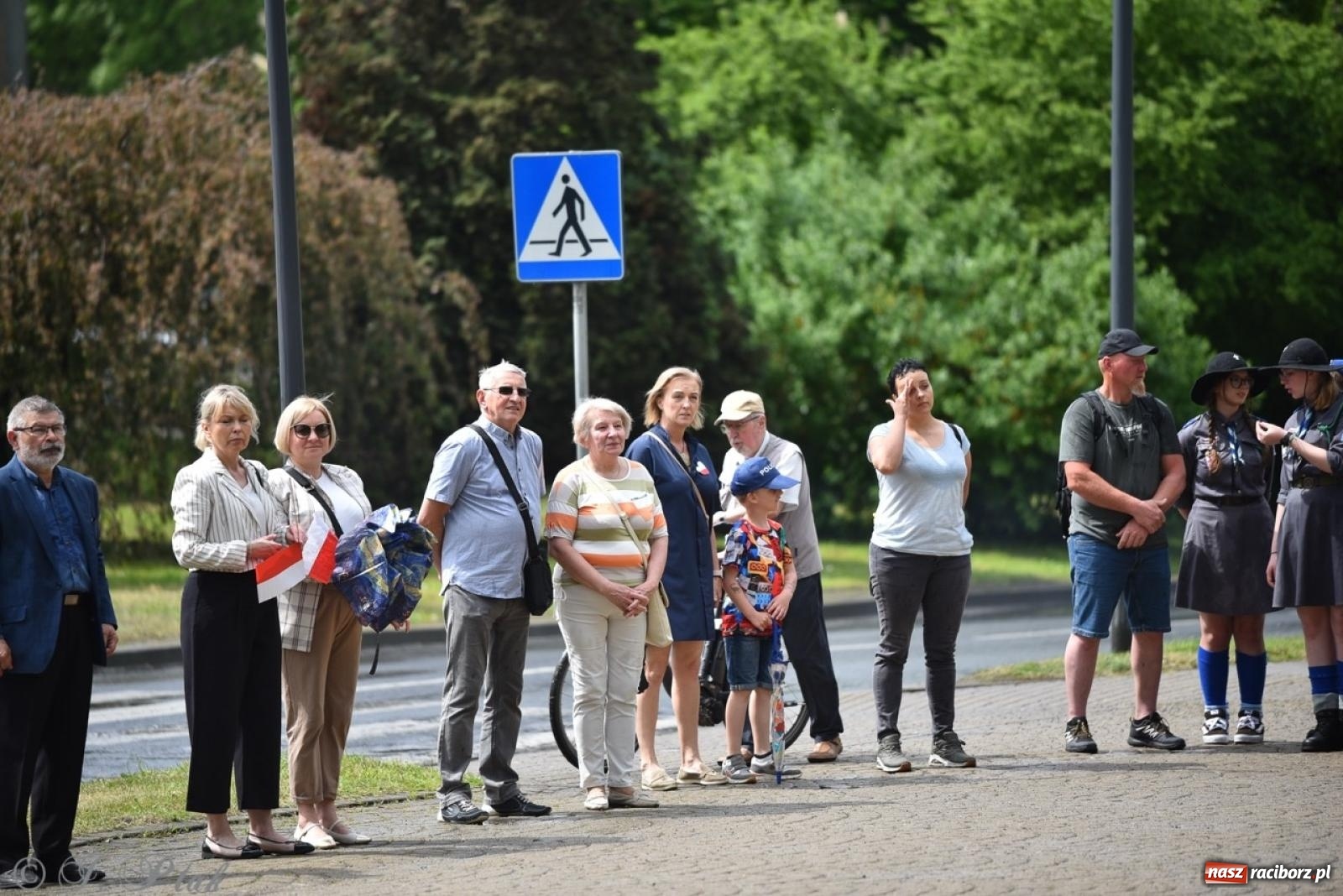 Zdjęcie w galerii na portalu naszraciborz.pl: Obchody Trzeciego Maja w Raciborzu w strugach deszczu [FOTO i WIDEO] wiadomości z regionu