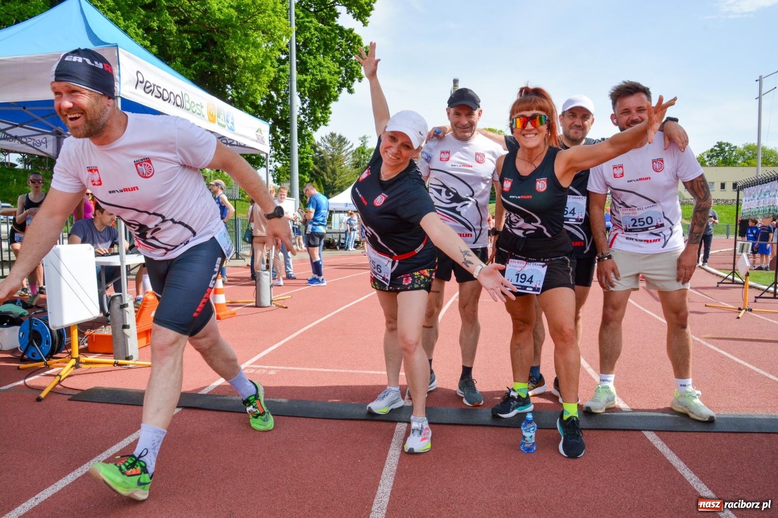 Zdjęcie w galerii na portalu naszraciborz.pl: Mateusz Mrówka najszybszy w XVII Biegu bez Granic wiadomości z regionu