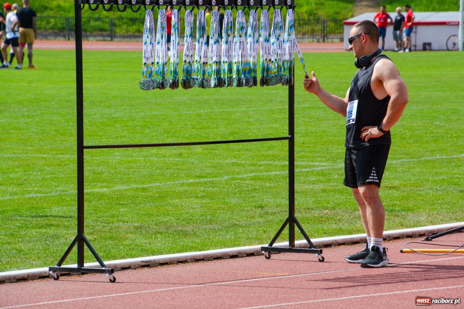 Zdjęcie w galerii na portalu naszraciborz.pl: Mateusz Mrówka najszybszy w XVII Biegu bez Granic wiadomości z regionu