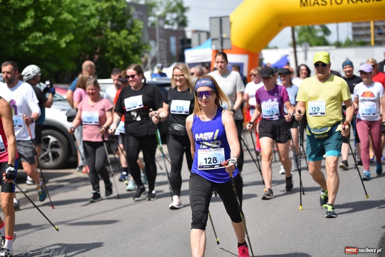 Zdjęcie w galerii na portalu naszraciborz.pl: Mateusz Mrówka najszybszy w XVII Biegu bez Granic wiadomości z regionu
