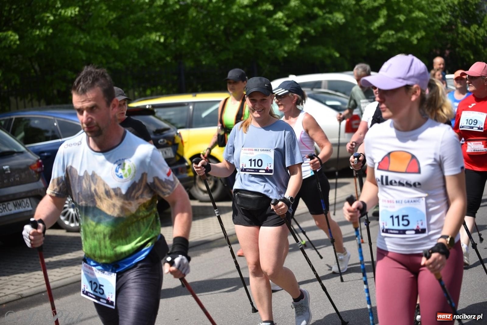 Zdjęcie w galerii na portalu naszraciborz.pl: Mateusz Mrówka najszybszy w XVII Biegu bez Granic wiadomości z regionu