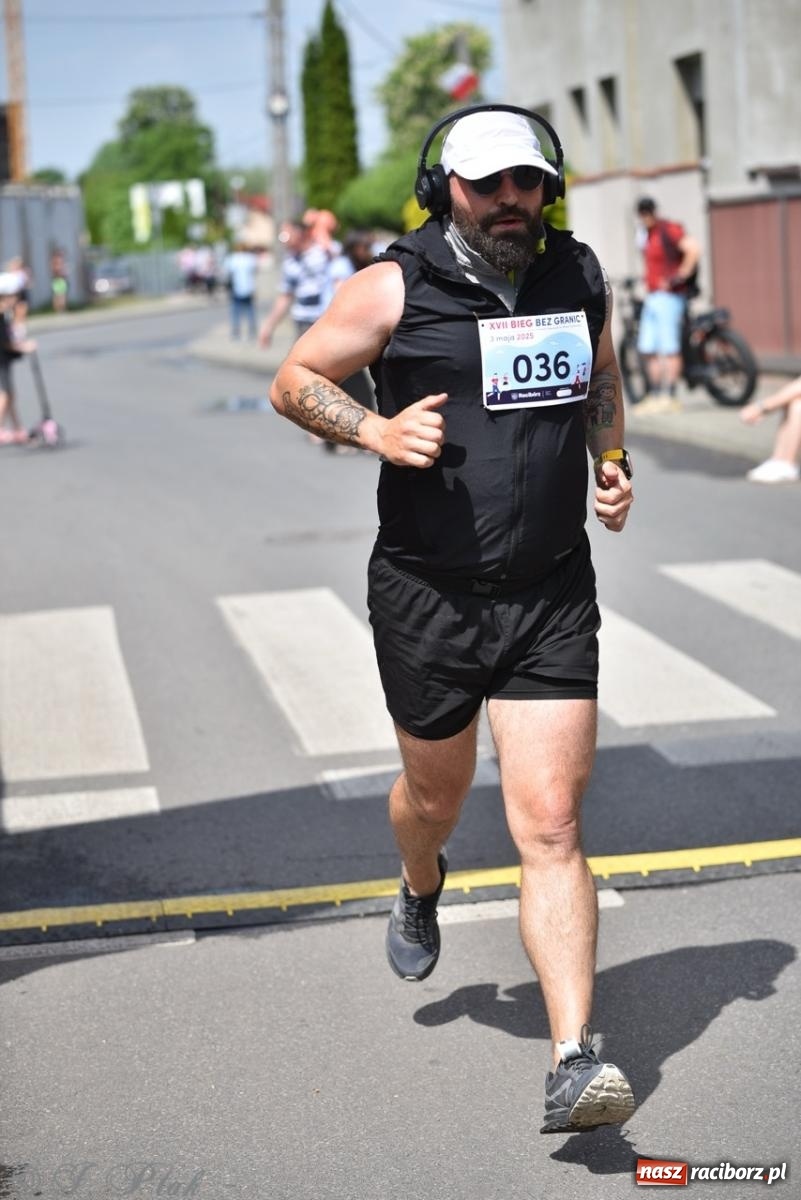 Zdjęcie w galerii na portalu naszraciborz.pl: Mateusz Mrówka najszybszy w XVII Biegu bez Granic wiadomości z regionu