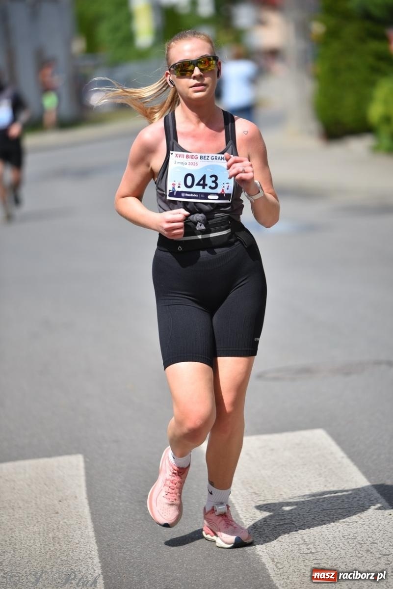 Zdjęcie w galerii na portalu naszraciborz.pl: Mateusz Mrówka najszybszy w XVII Biegu bez Granic wiadomości z regionu