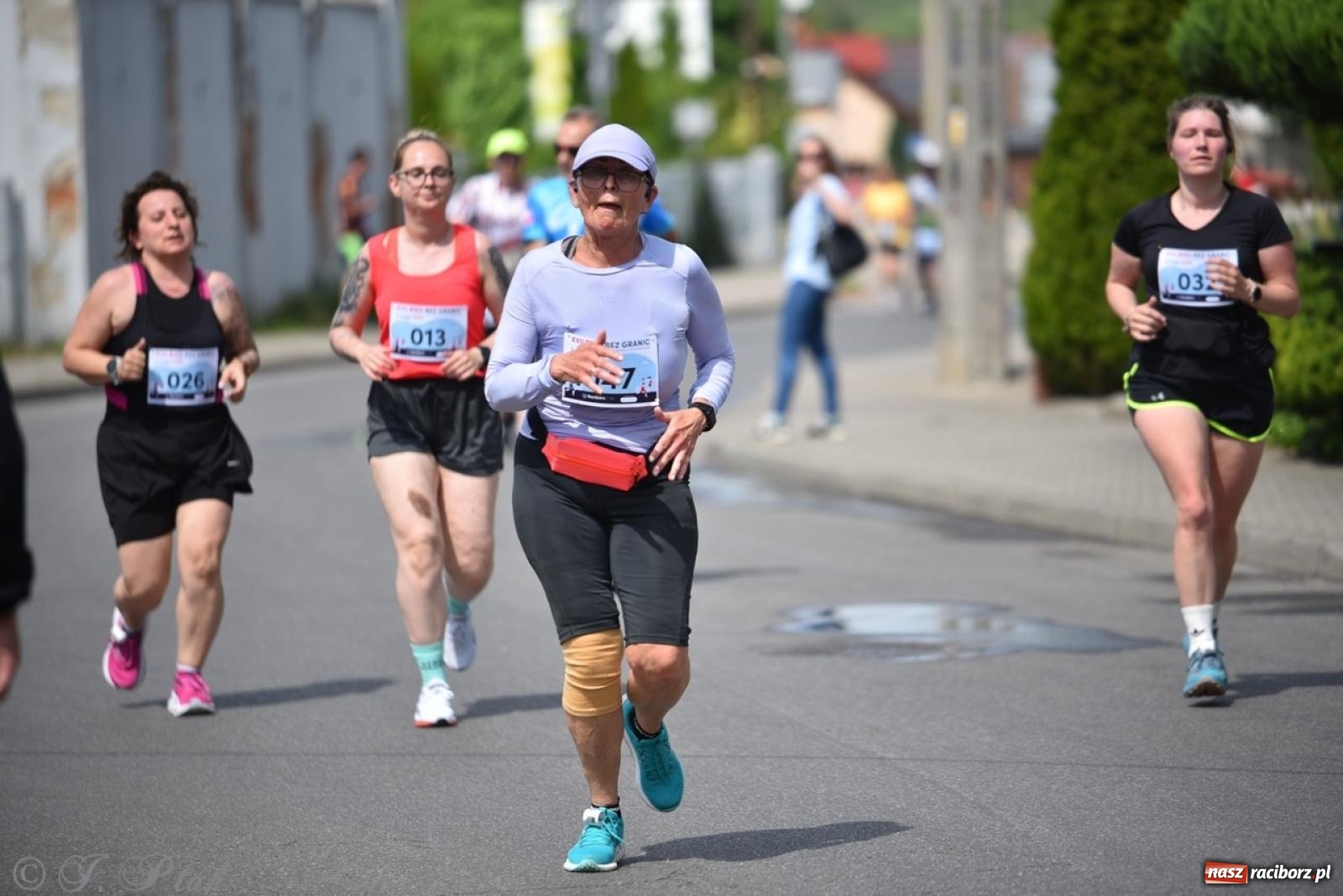 Zdjęcie w galerii na portalu naszraciborz.pl: Mateusz Mrówka najszybszy w XVII Biegu bez Granic wiadomości z regionu
