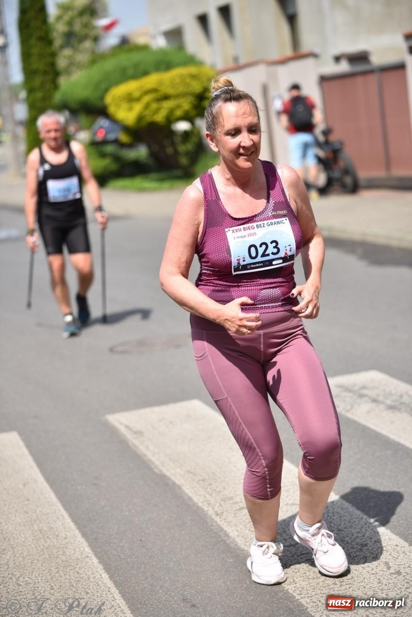 Zdjęcie w galerii na portalu naszraciborz.pl: Mateusz Mrówka najszybszy w XVII Biegu bez Granic wiadomości z regionu