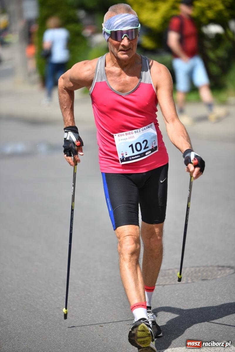 Zdjęcie w galerii na portalu naszraciborz.pl: Mateusz Mrówka najszybszy w XVII Biegu bez Granic wiadomości z regionu