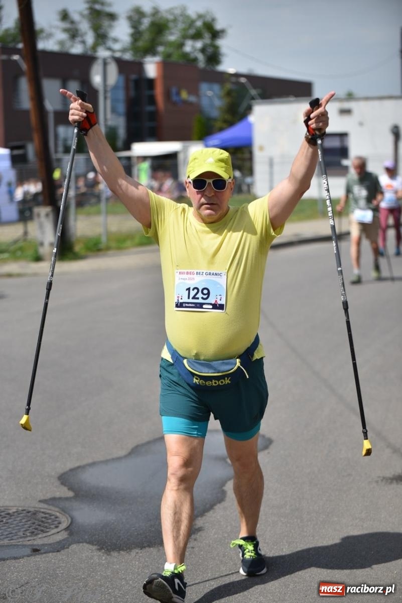 Zdjęcie w galerii na portalu naszraciborz.pl: Mateusz Mrówka najszybszy w XVII Biegu bez Granic wiadomości z regionu