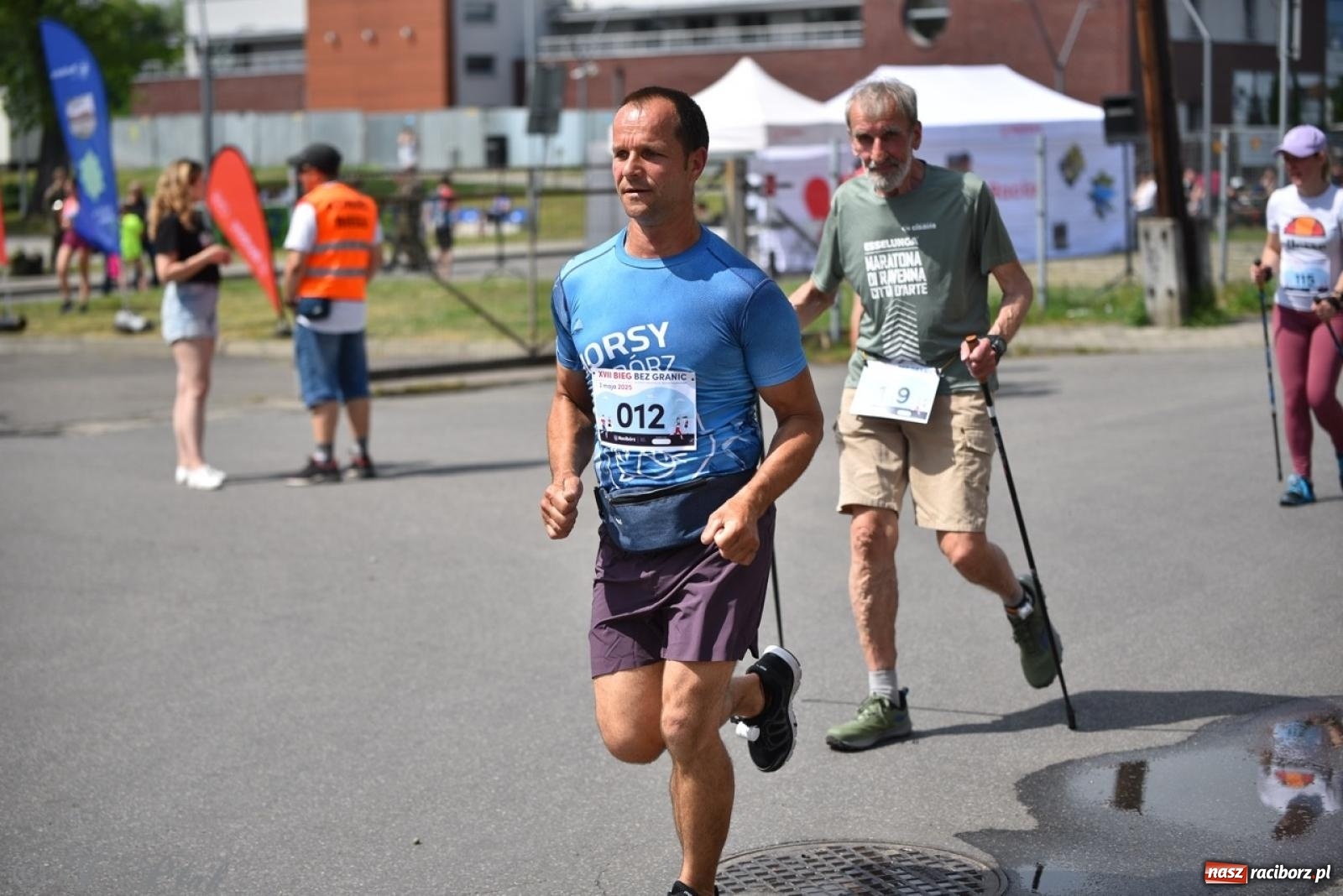 Zdjęcie w galerii na portalu naszraciborz.pl: Mateusz Mrówka najszybszy w XVII Biegu bez Granic wiadomości z regionu