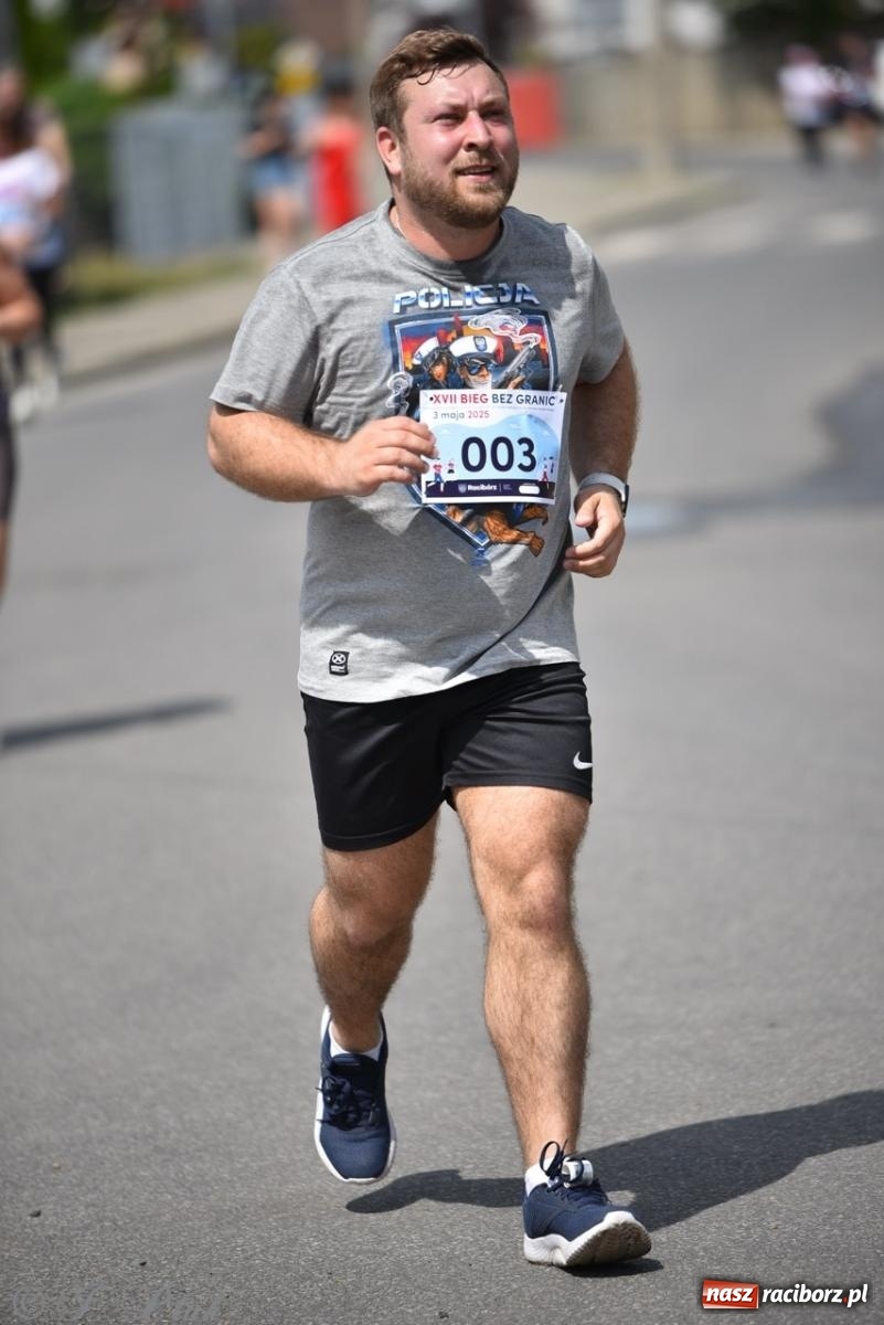 Zdjęcie w galerii na portalu naszraciborz.pl: Mateusz Mrówka najszybszy w XVII Biegu bez Granic wiadomości z regionu