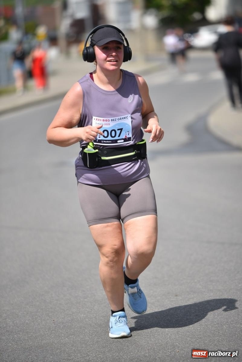 Zdjęcie w galerii na portalu naszraciborz.pl: Mateusz Mrówka najszybszy w XVII Biegu bez Granic wiadomości z regionu