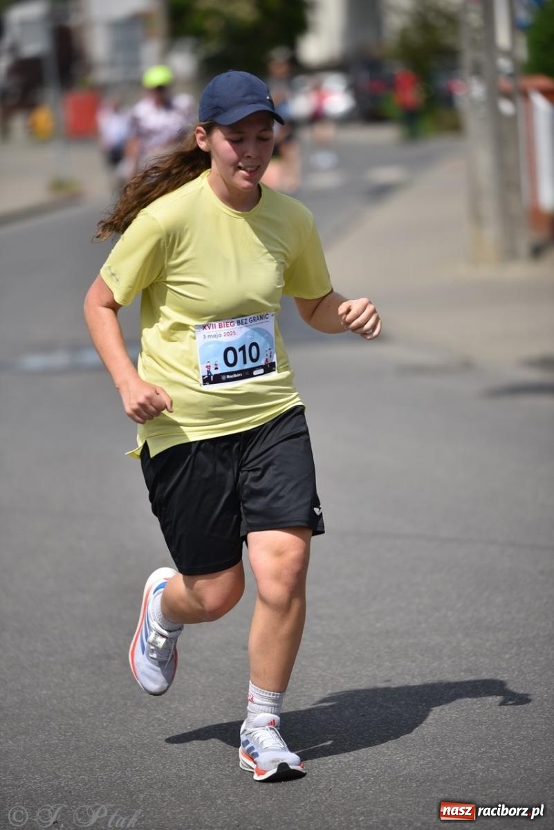 Zdjęcie w galerii na portalu naszraciborz.pl: Mateusz Mrówka najszybszy w XVII Biegu bez Granic wiadomości z regionu