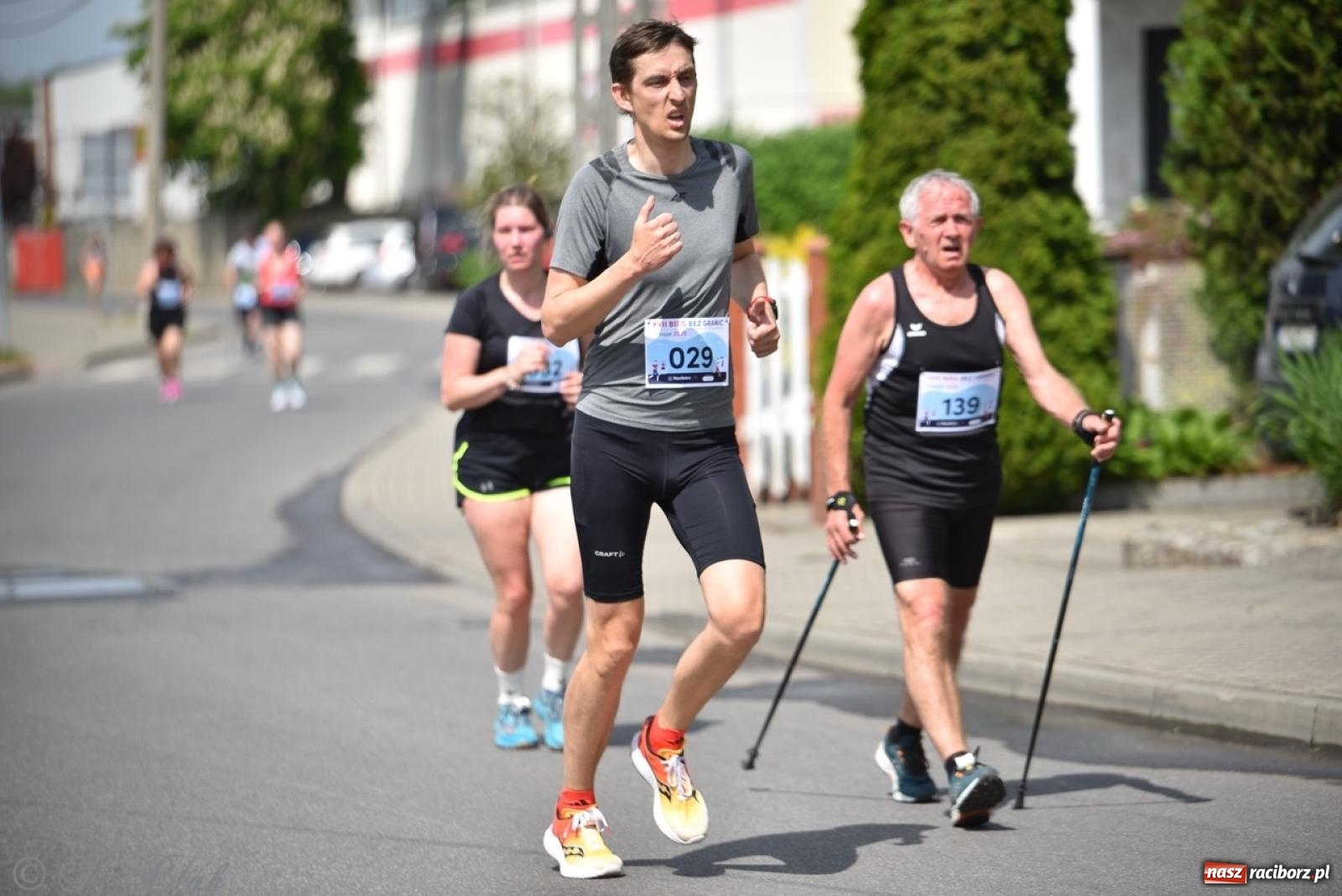 Zdjęcie w galerii na portalu naszraciborz.pl: Mateusz Mrówka najszybszy w XVII Biegu bez Granic wiadomości z regionu