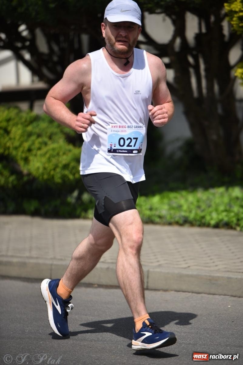 Zdjęcie w galerii na portalu naszraciborz.pl: Mateusz Mrówka najszybszy w XVII Biegu bez Granic wiadomości z regionu