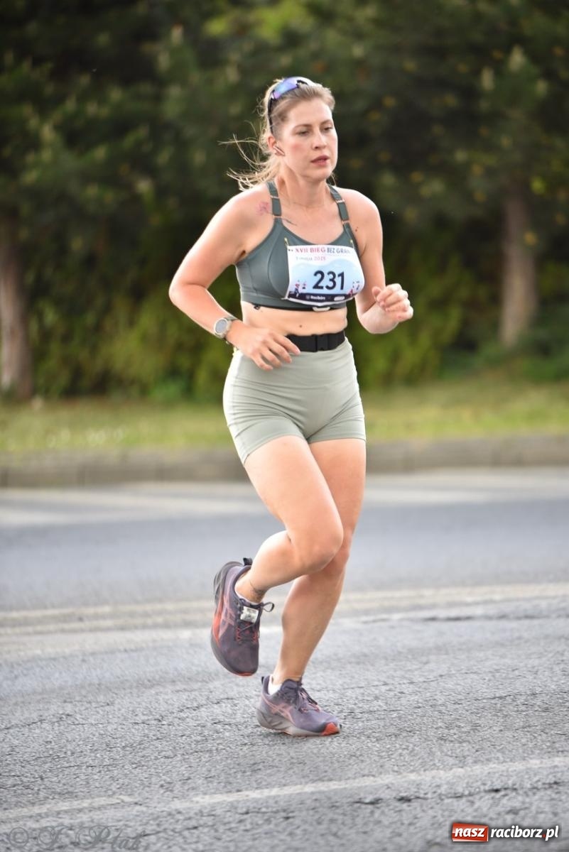 Zdjęcie w galerii na portalu naszraciborz.pl: Mateusz Mrówka najszybszy w XVII Biegu bez Granic wiadomości z regionu