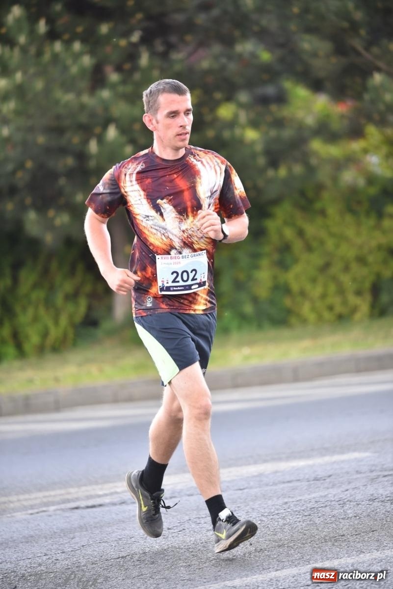 Zdjęcie w galerii na portalu naszraciborz.pl: Mateusz Mrówka najszybszy w XVII Biegu bez Granic wiadomości z regionu