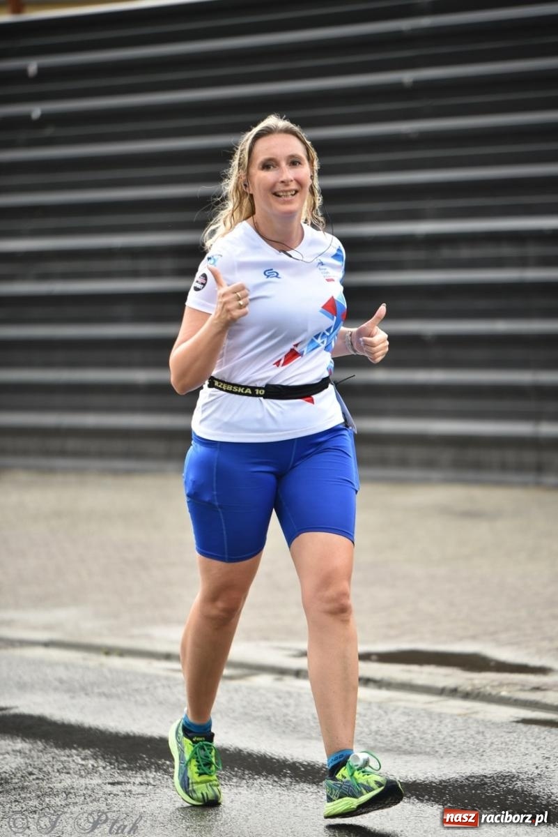 Zdjęcie w galerii na portalu naszraciborz.pl: Mateusz Mrówka najszybszy w XVII Biegu bez Granic wiadomości z regionu