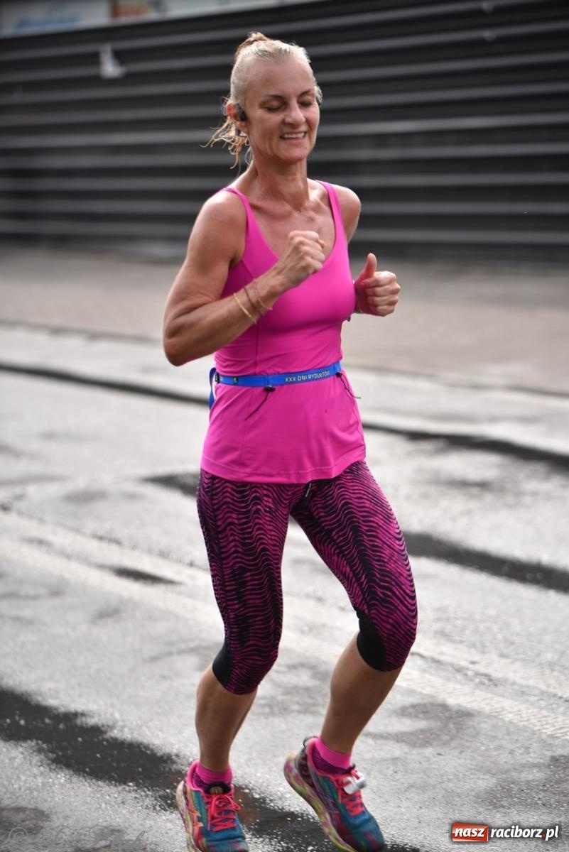 Zdjęcie w galerii na portalu naszraciborz.pl: Mateusz Mrówka najszybszy w XVII Biegu bez Granic wiadomości z regionu