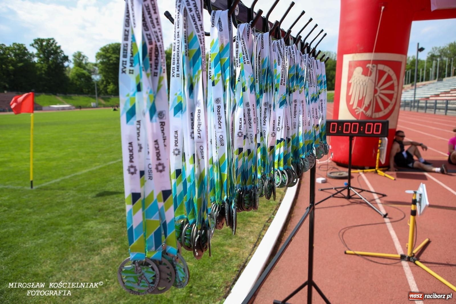 Zdjęcie w galerii na portalu naszraciborz.pl: Mateusz Mrówka najszybszy w XVII Biegu bez Granic wiadomości z regionu