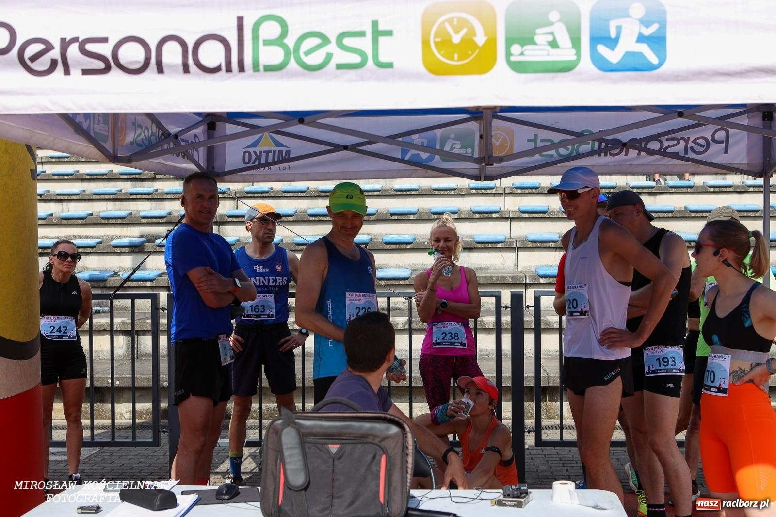 Zdjęcie w galerii na portalu naszraciborz.pl: Mateusz Mrówka najszybszy w XVII Biegu bez Granic wiadomości z regionu