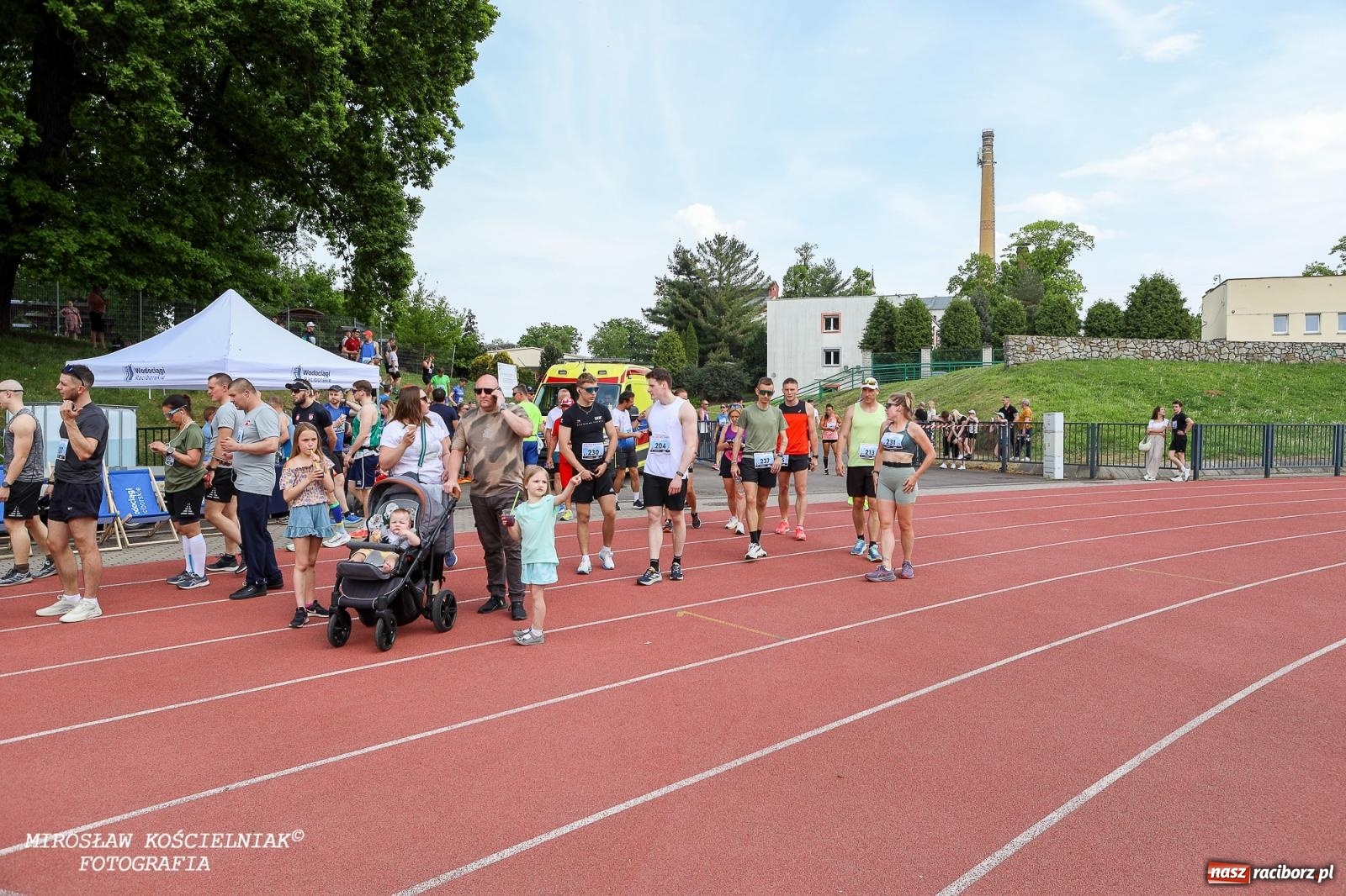 Zdjęcie w galerii na portalu naszraciborz.pl: Mateusz Mrówka najszybszy w XVII Biegu bez Granic wiadomości z regionu