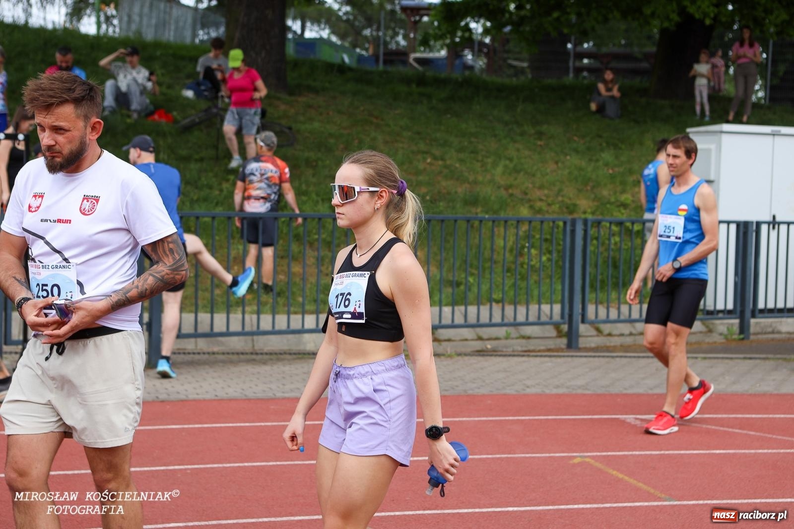 Zdjęcie w galerii na portalu naszraciborz.pl: Mateusz Mrówka najszybszy w XVII Biegu bez Granic wiadomości z regionu
