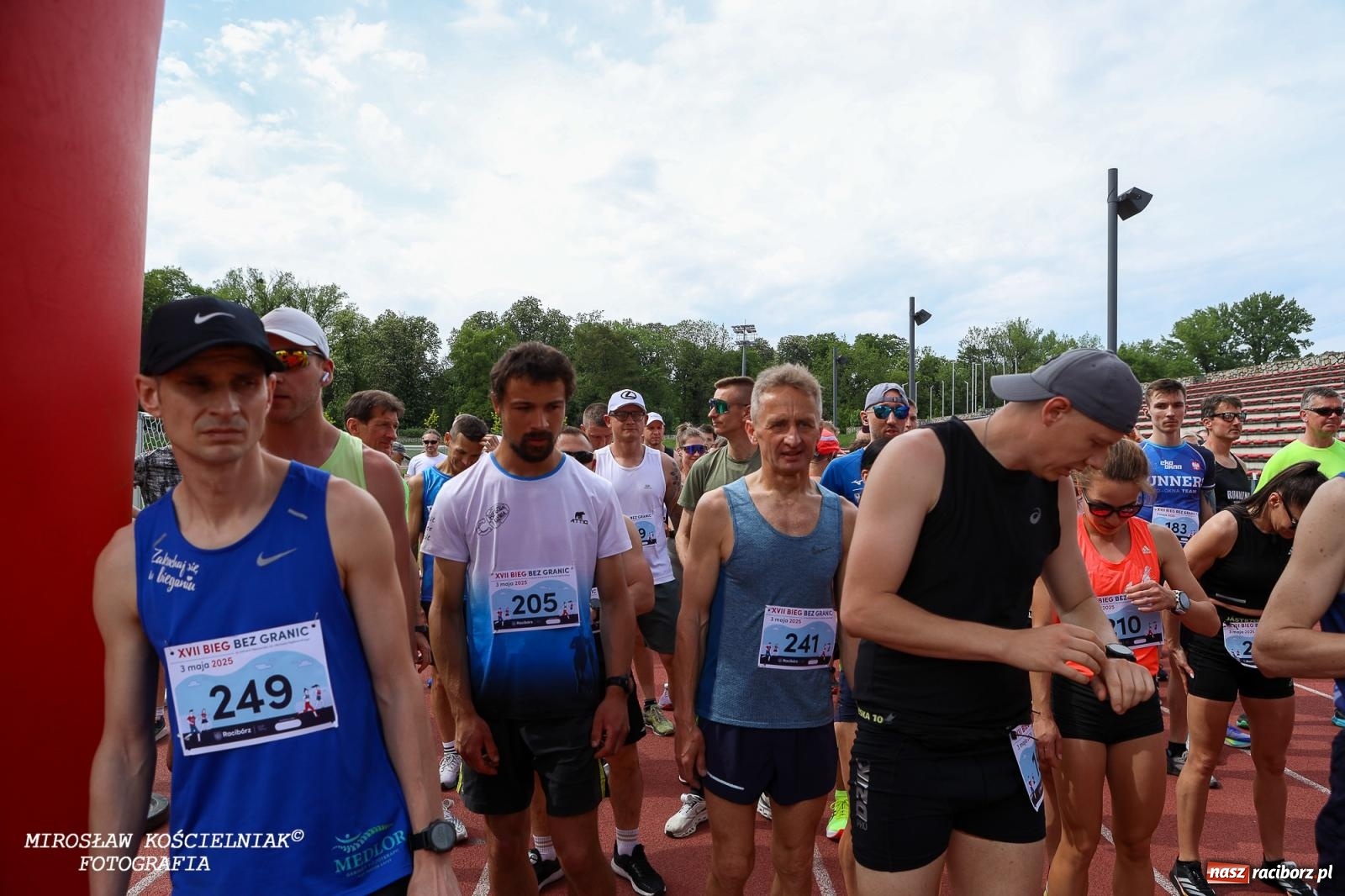 Zdjęcie w galerii na portalu naszraciborz.pl: Mateusz Mrówka najszybszy w XVII Biegu bez Granic wiadomości z regionu