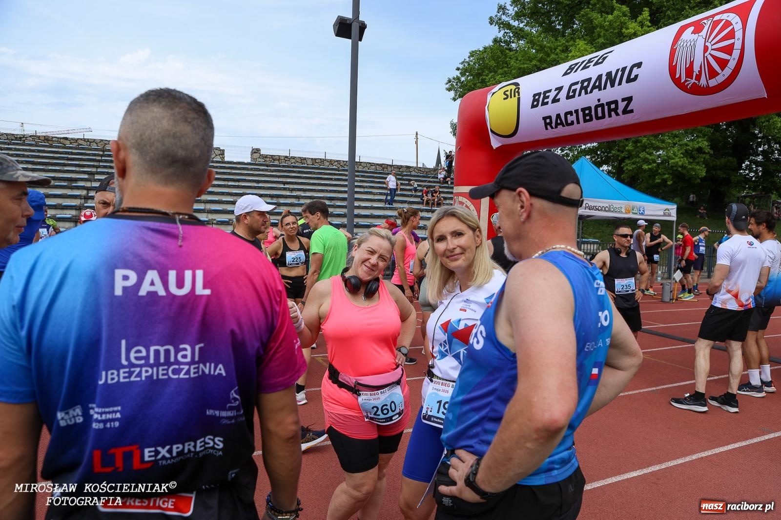 Zdjęcie w galerii na portalu naszraciborz.pl: Mateusz Mrówka najszybszy w XVII Biegu bez Granic wiadomości z regionu