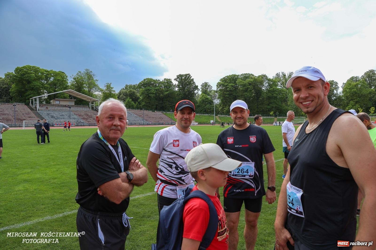 Zdjęcie w galerii na portalu naszraciborz.pl: Mateusz Mrówka najszybszy w XVII Biegu bez Granic wiadomości z regionu