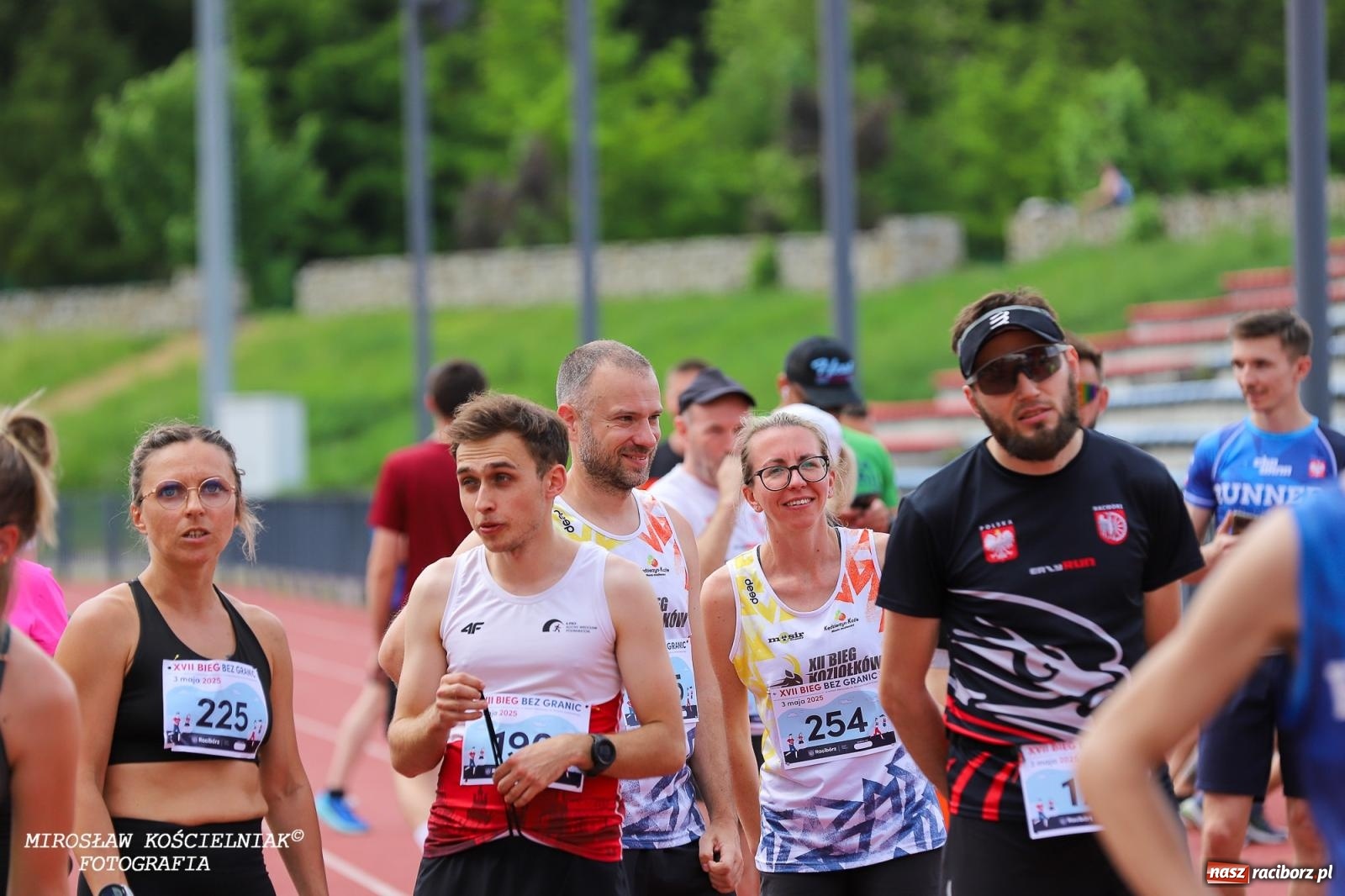 Zdjęcie w galerii na portalu naszraciborz.pl: Mateusz Mrówka najszybszy w XVII Biegu bez Granic wiadomości z regionu