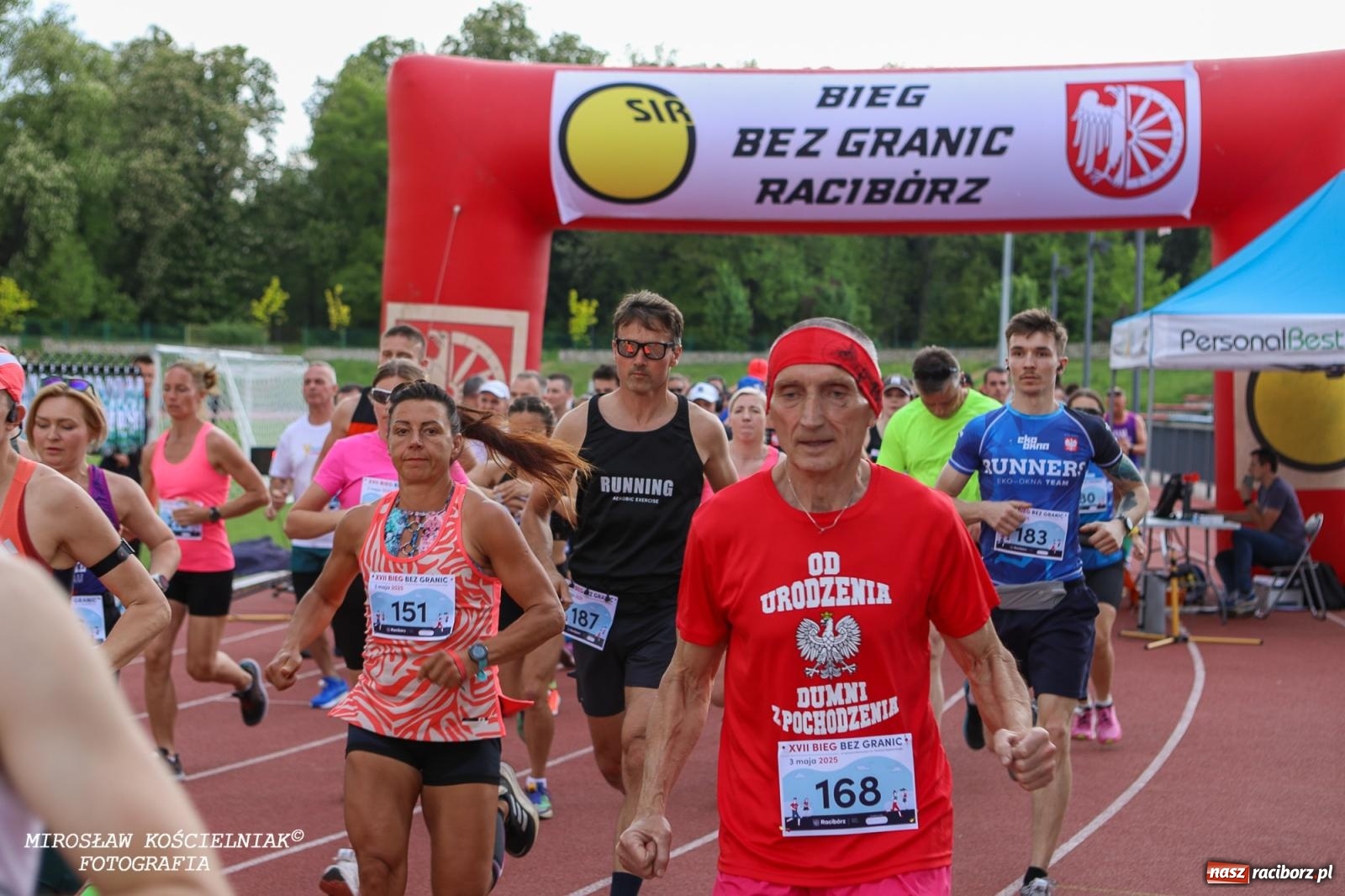 Zdjęcie w galerii na portalu naszraciborz.pl: Mateusz Mrówka najszybszy w XVII Biegu bez Granic wiadomości z regionu
