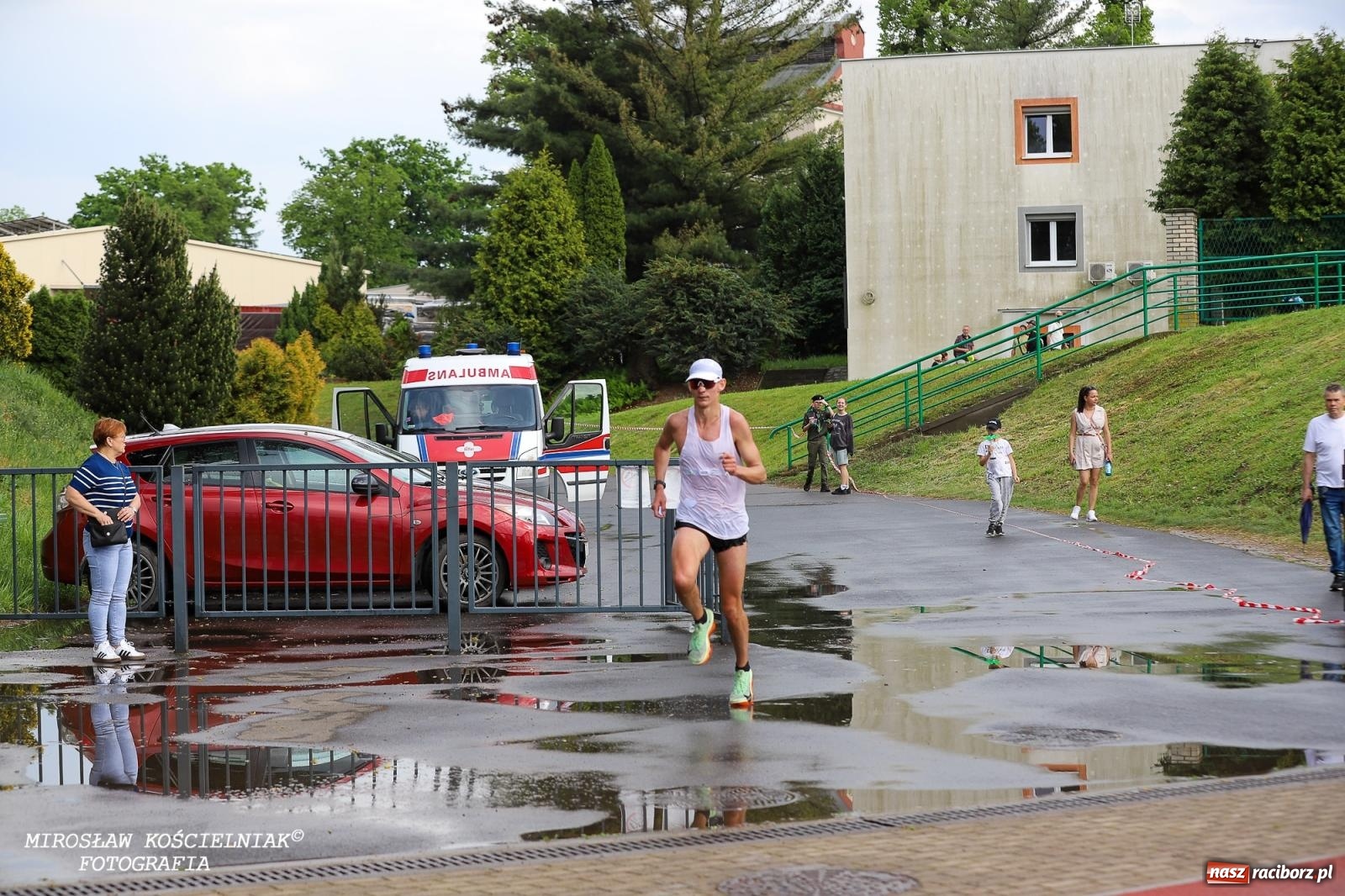 Zdjęcie w galerii na portalu naszraciborz.pl: Mateusz Mrówka najszybszy w XVII Biegu bez Granic wiadomości z regionu