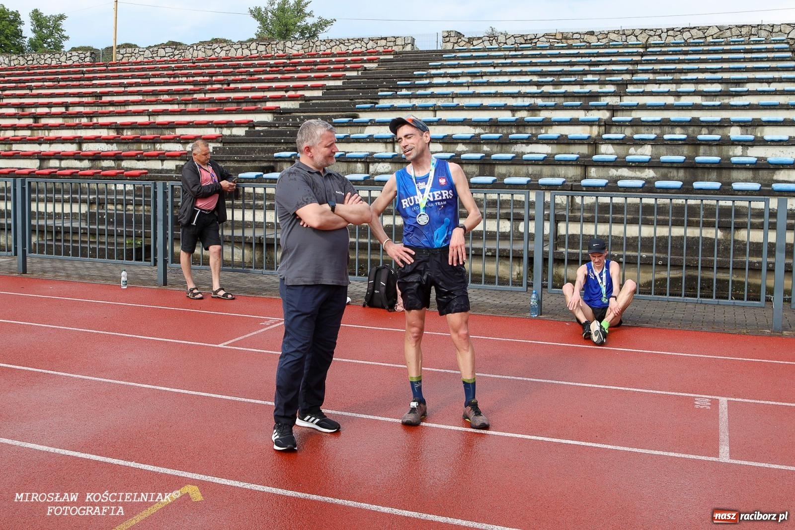 Zdjęcie w galerii na portalu naszraciborz.pl: Mateusz Mrówka najszybszy w XVII Biegu bez Granic wiadomości z regionu