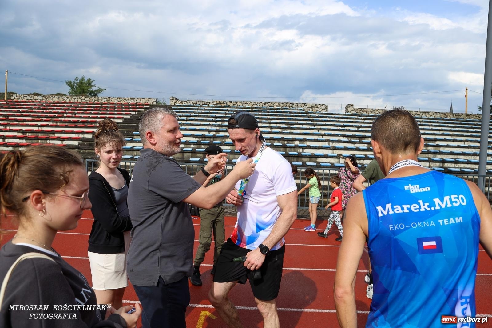 Zdjęcie w galerii na portalu naszraciborz.pl: Mateusz Mrówka najszybszy w XVII Biegu bez Granic wiadomości z regionu