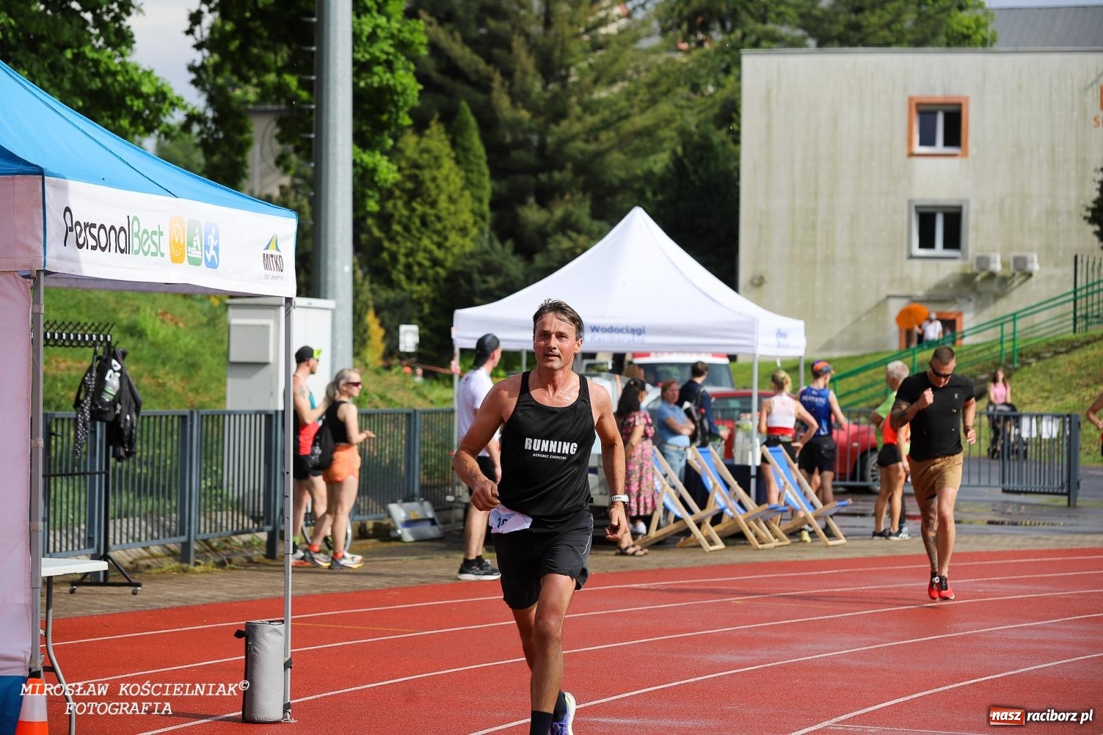 Zdjęcie w galerii na portalu naszraciborz.pl: Mateusz Mrówka najszybszy w XVII Biegu bez Granic wiadomości z regionu