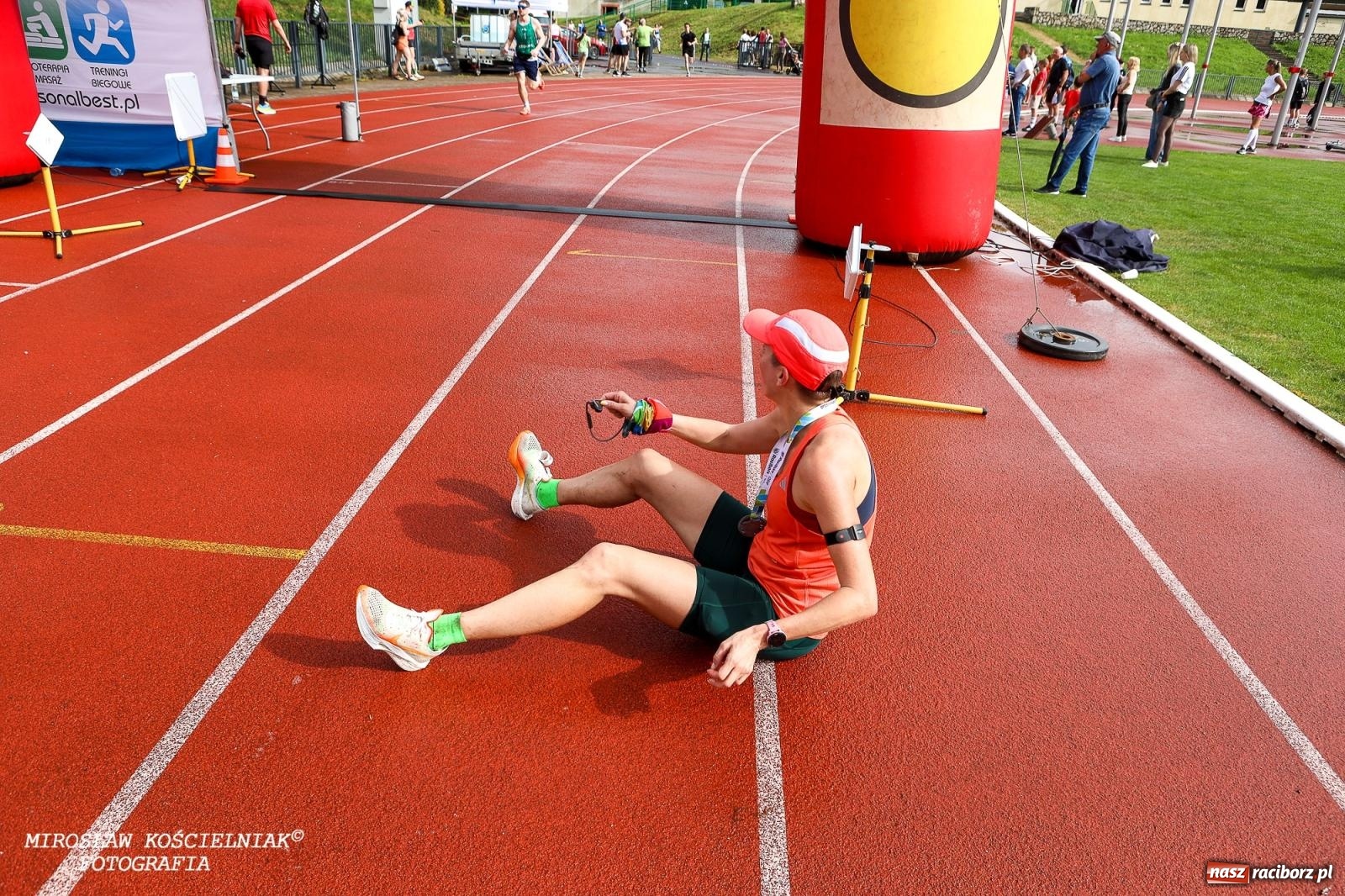 Zdjęcie w galerii na portalu naszraciborz.pl: Mateusz Mrówka najszybszy w XVII Biegu bez Granic wiadomości z regionu