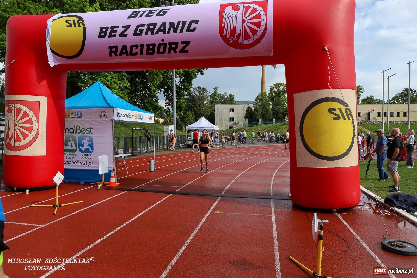 Zdjęcie w galerii na portalu naszraciborz.pl: Mateusz Mrówka najszybszy w XVII Biegu bez Granic wiadomości z regionu